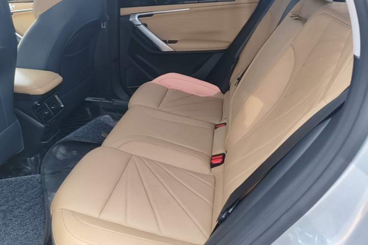 Used Geely Auto FX11 2023 1.5TD DCT Prestige Edition Left Rear Seat