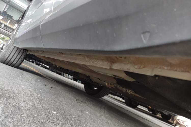 Used Geely Auto FX11 2023 1.5TD DCT Prestige Edition Left Side Sill