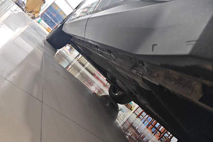 Used Geely Auto FX11 2023 1.5TD DCT Prestige Edition Left Side Sill