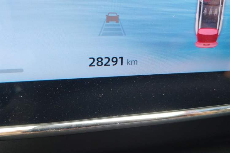 Used Geely Auto FX11 2023 1.5TD DCT Prestige Edition Odometer Close Up