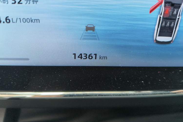 Used Geely Auto FX11 2023 1.5TD DCT Prestige Edition Odometer Close Up