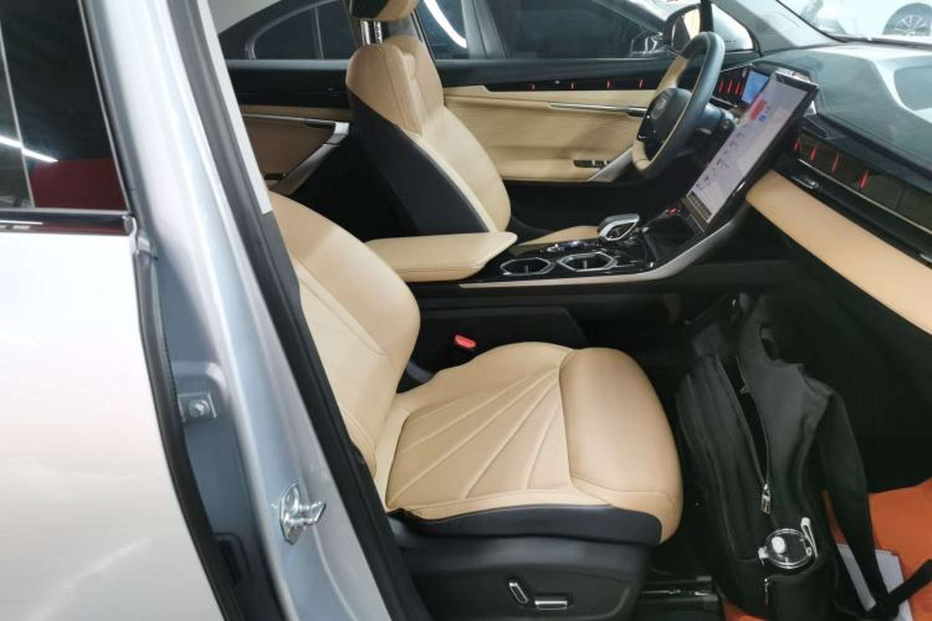 Used Geely Auto FX11 2023 1.5TD DCT Prestige Edition Right Front Seat
