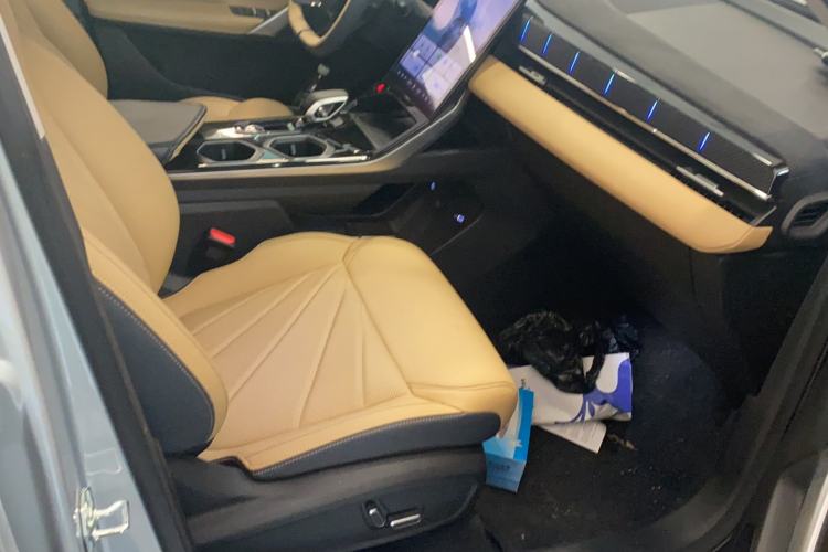Used Geely Auto FX11 2023 1.5TD DCT Prestige Edition Right Front Seat