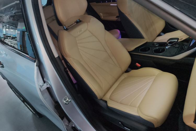 Used Geely Auto FX11 2023 1.5TD DCT Prestige Edition Right Front Seat