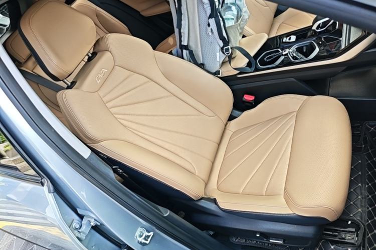 Used Geely Auto FX11 2023 1.5TD DCT Prestige Edition Right Front Seat
