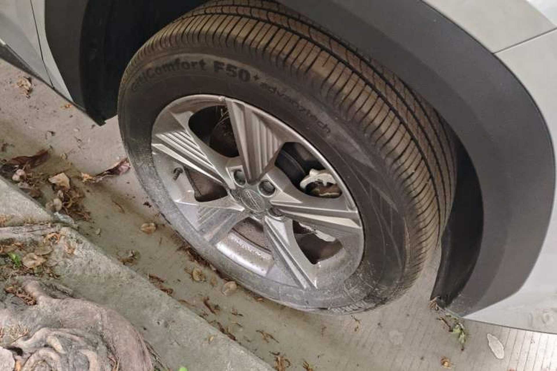 Used Geely Auto FX11 2023 1.5TD DCT Luxury Version Right Front Wheel Hub