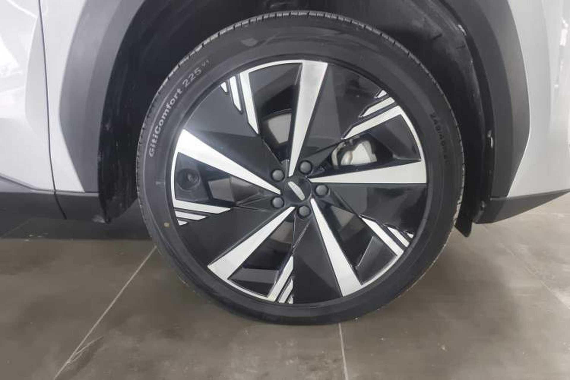 Used Geely Auto FX11 2023 1.5TD DCT Prestige Edition Right Front Wheel Hub