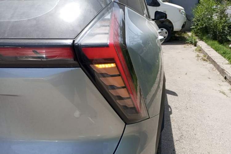 Used Geely Auto FX11 2023 1.5TD DCT Prestige Edition Right Rear Taillight