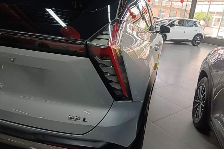 Used Geely Auto FX11 2023 2.0TD DCT Prestige Edition Right Rear Taillight