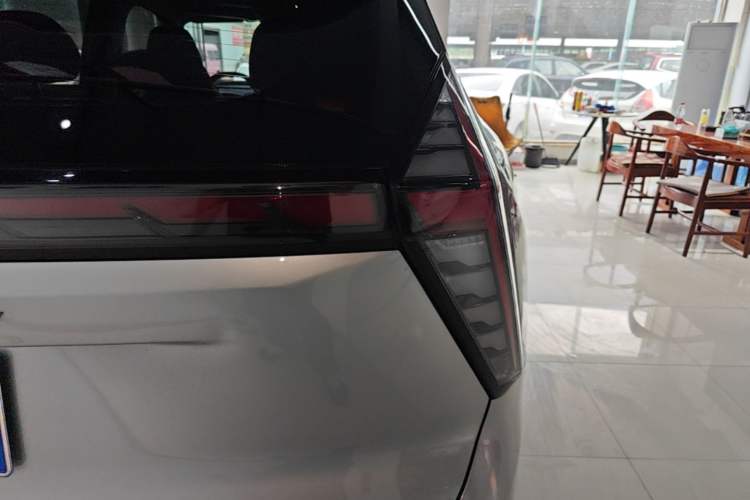 Used Geely Auto FX11 2023 1.5TD DCT Prestige Edition Right Rear Taillight