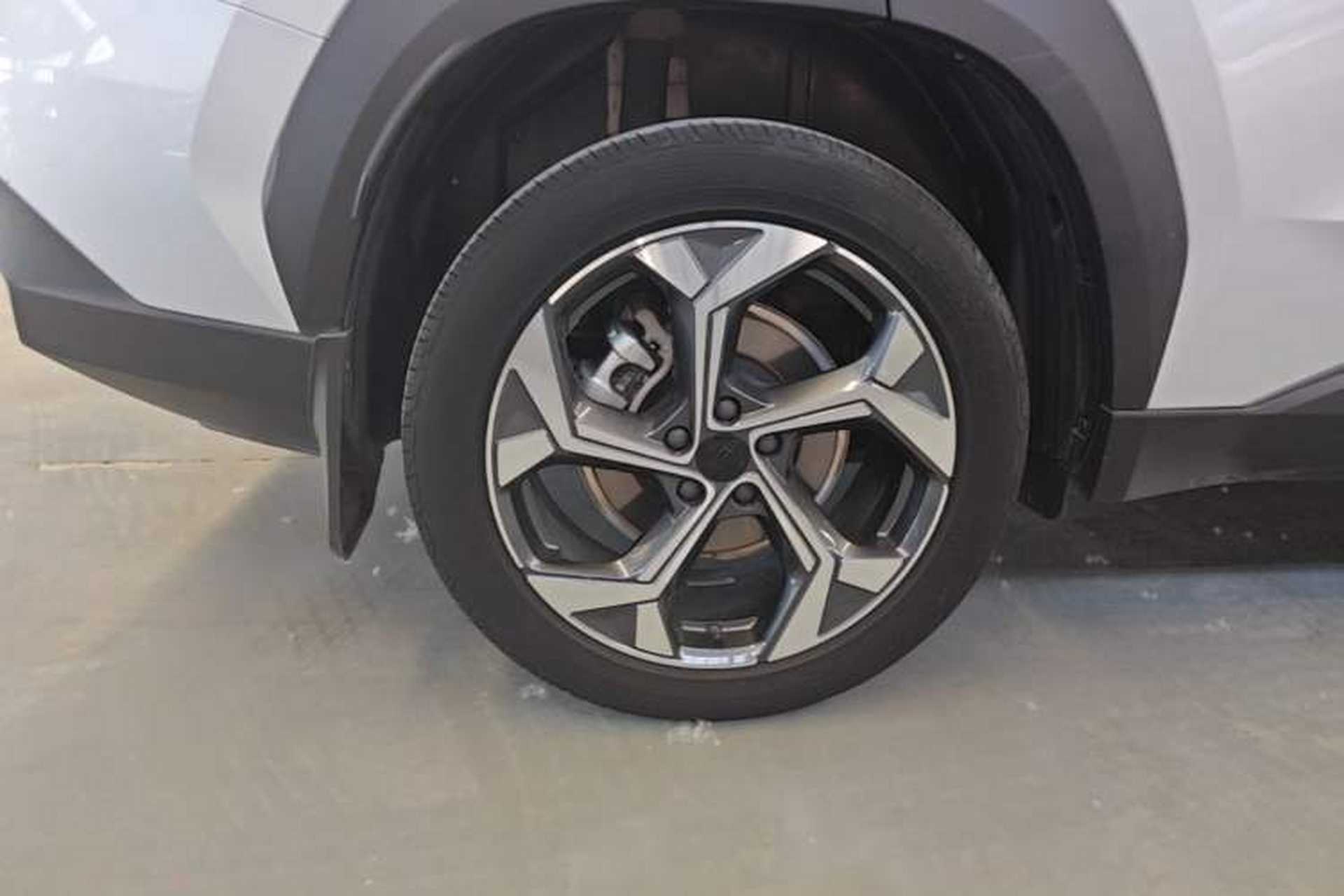 Used Geely Auto FX11 2023 2.0TD DCT Flagship Version Right Rear Wheel Hub