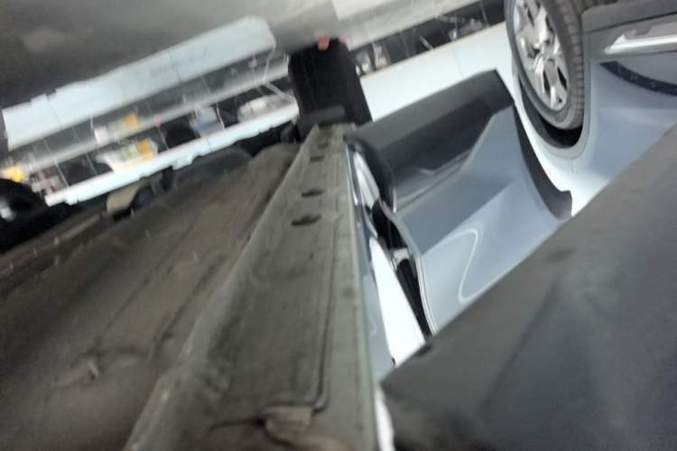 Used Geely Auto FX11 2023 1.5TD DCT Prestige Edition Right Side Sill