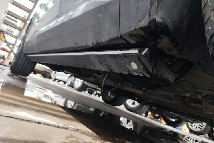 Used Geely Auto FX11 2023 1.5TD DCT Prestige Edition Right Side Sill