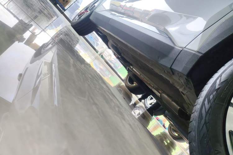 Used Geely Auto FX11 2023 1.5TD DCT Prestige Edition Right Side Sill