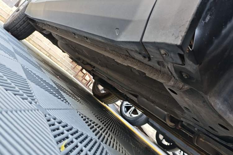 Used Geely Auto FX11 2023 1.5TD DCT Prestige Edition Right Side Sill