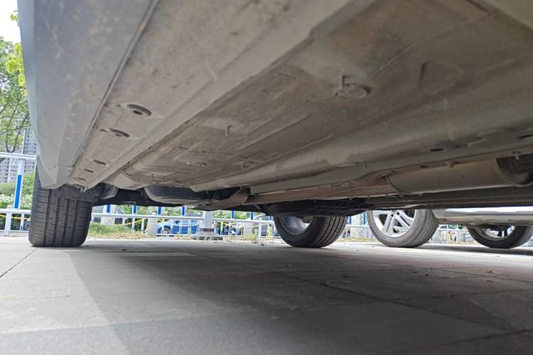 Used Geely Auto FX11 2023 2.0TD DCT Prestige Edition Right Side Sill