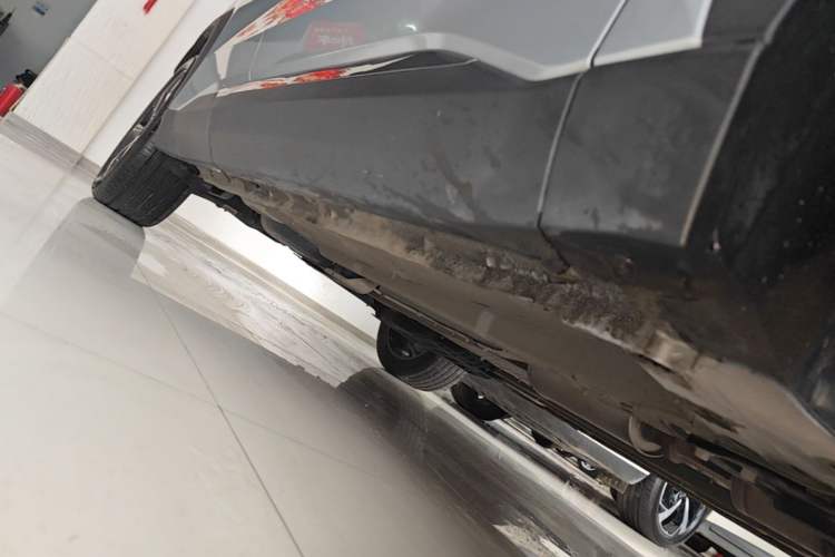 Used Geely Auto FX11 2023 1.5TD DCT Prestige Edition Right Side Sill