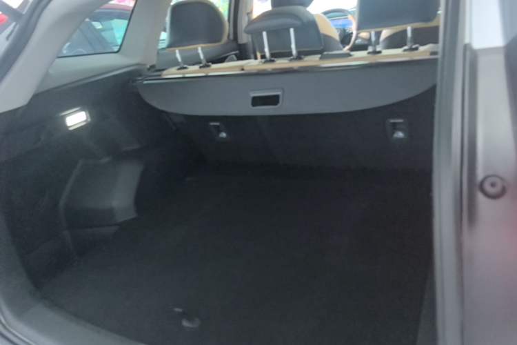 Used Geely Auto FX11 2023 1.5TD DCT Prestige Edition Trunk
