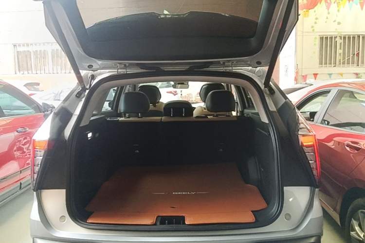 Used Geely Auto FX11 2023 2.0TD DCT Flagship Version Trunk