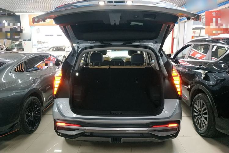 Used Geely Auto FX11 2023 1.5TD DCT Prestige Edition Trunk