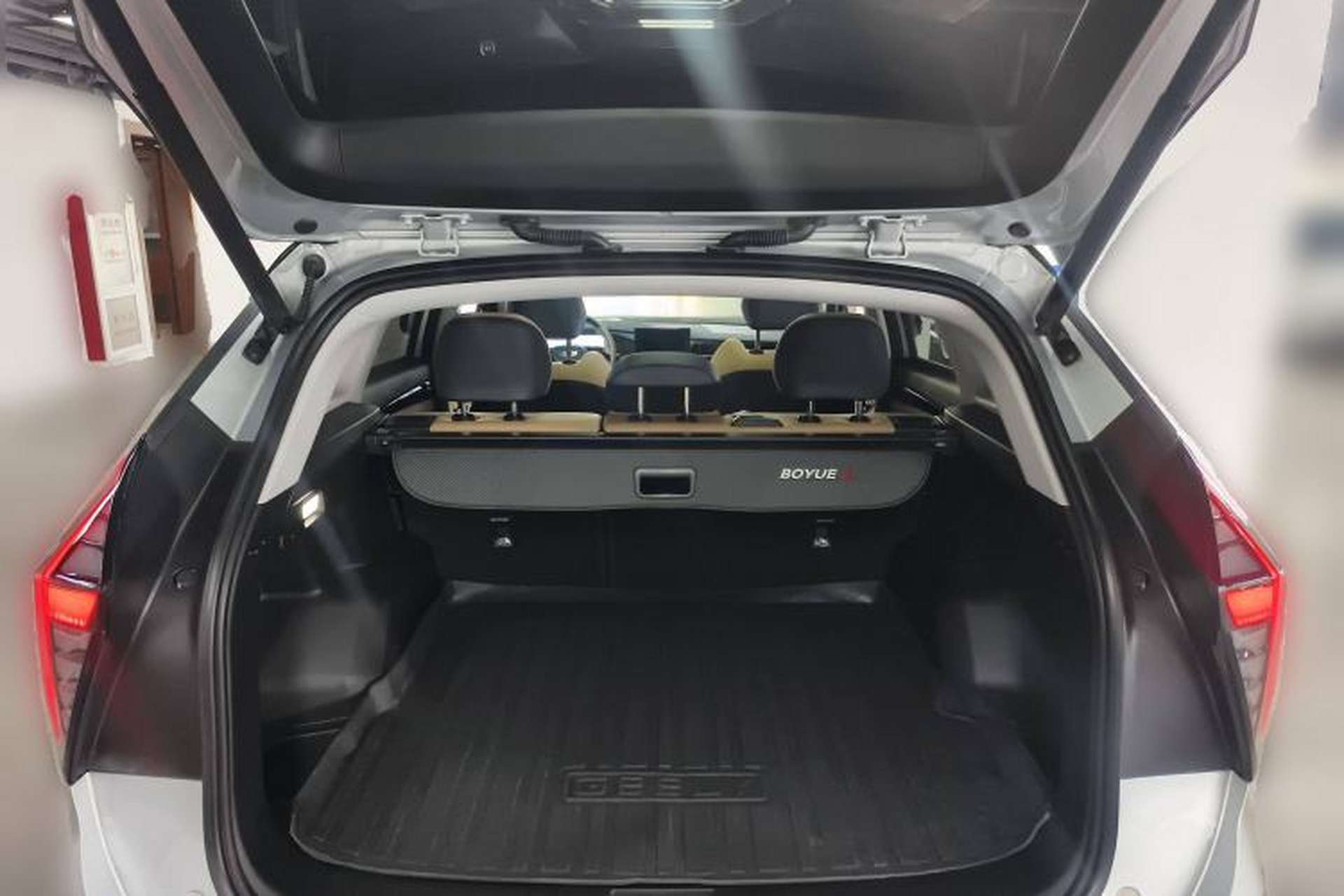 Used Geely Auto FX11 2023 1.5TD DCT Prestige Edition Trunk