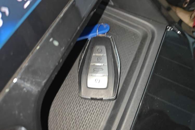 Used Geely Auto FX11 2023 1.5TD DCT Prestige Edition Vehicle Key
