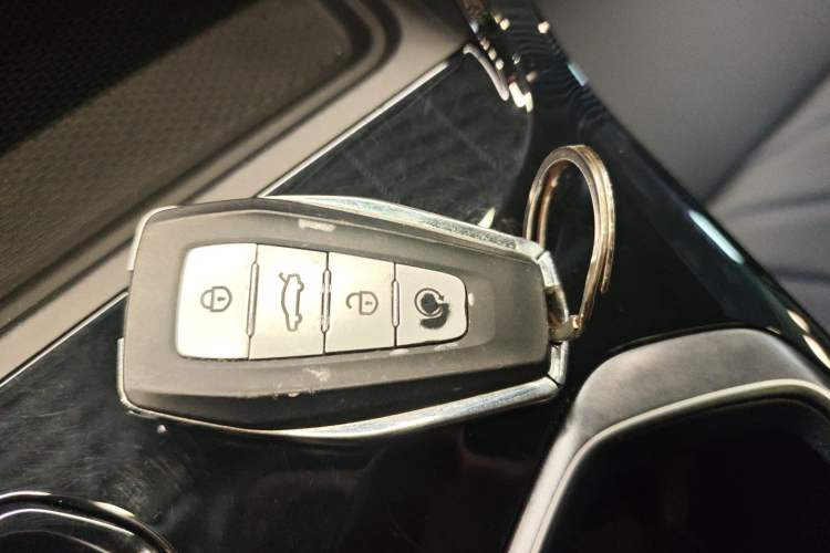 Used Geely Auto FX11 2023 1.5TD DCT Glory Edition Vehicle Key