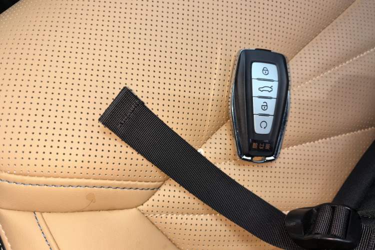 Used Geely Auto FX11 2023 2.0TD DCT Prestige Edition Vehicle Key