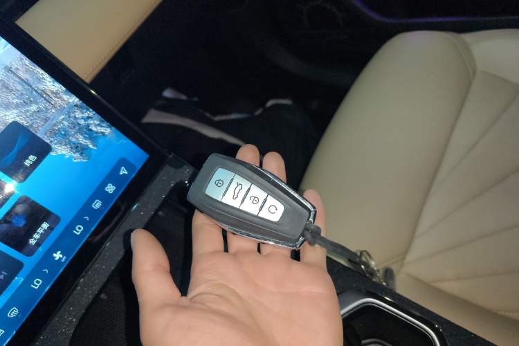 Used Geely Auto FX11 2023 1.5TD DCT Prestige Edition Vehicle Key