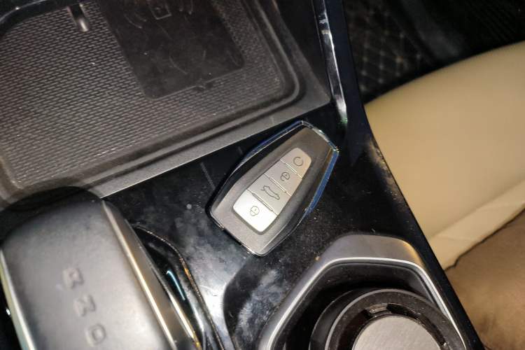 Used Geely Auto FX11 2023 1.5TD DCT Prestige Edition Vehicle Key