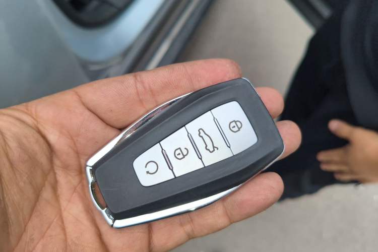 Used Geely Auto FX11 2023 1.5TD DCT Glory Edition Vehicle Key