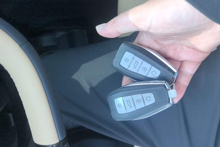 Used Geely Auto FX11 2023 1.5TD DCT Prestige Edition Vehicle Key
