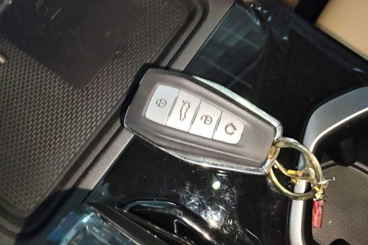 Used Geely Auto FX11 2023 2.0TD DCT Prestige Edition Vehicle Key
