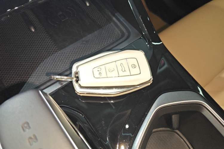 Used Geely Auto FX11 2023 1.5TD DCT Prestige Edition Vehicle Key