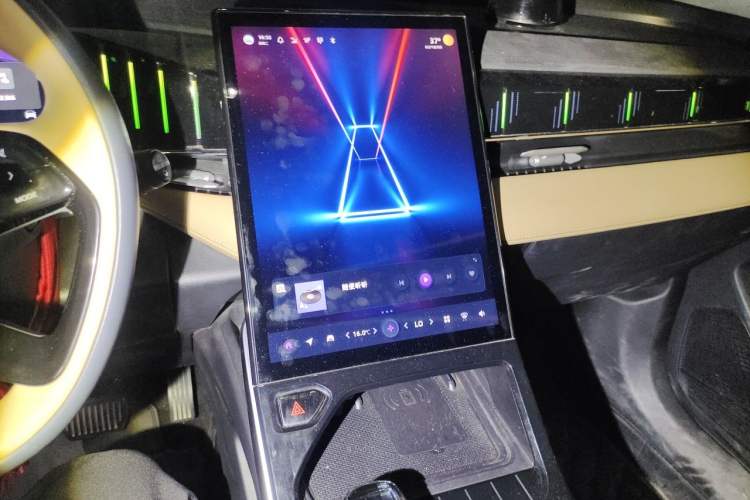 Used Geely Auto FX11 2023 2.0TD DCT Flagship Version Audio And AC Panel