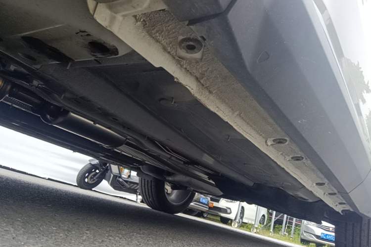 Used Geely Auto FX11 2023 1.5TD DCT Prestige Edition Chassis Front Left