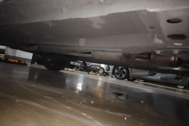 Used Geely Auto FX11 2023 1.5TD DCT Prestige Edition Chassis Front Right
