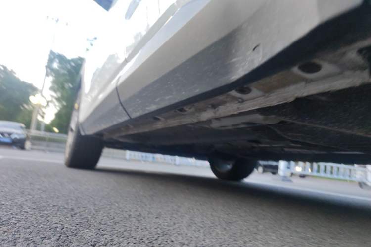 Used Geely Auto FX11 2023 1.5TD DCT Prestige Edition Chassis Rear Left