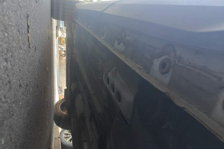 Used Geely Auto FX11 2023 1.5TD DCT Prestige Edition Chassis Rear Left