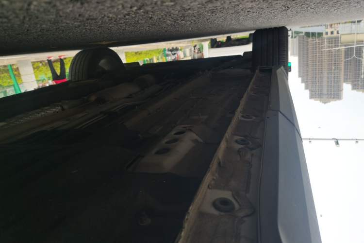 Used Geely Auto FX11 2023 1.5TD DCT Prestige Edition Chassis Rear Left