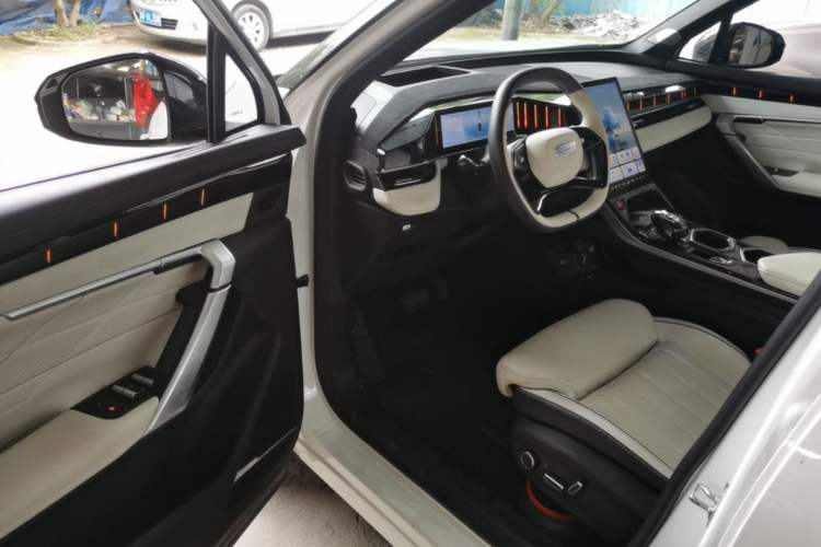 Used Geely Auto FX11 2023 1.5TD Leishen Hi·F Super Rui Driver Seat
