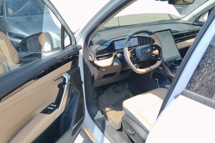 Used Geely Auto FX11 2023 1.5TD DCT Prestige Edition Driver Seat