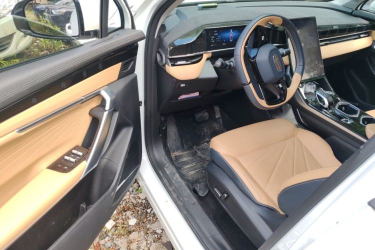 Used Geely Auto FX11 2023 1.5TD DCT Prestige Edition Driver Seat