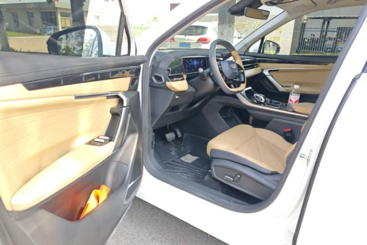 Used Geely Auto FX11 2023 1.5TD DCT Prestige Edition Driver Seat