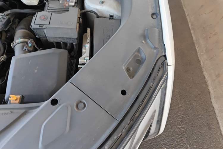 Used Geely Auto FX11 2023 2.0TD DCT Prestige Edition Engine Bay Left