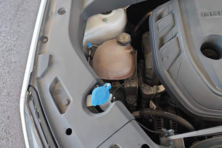 Used Geely Auto FX11 2023 2.0TD DCT Prestige Edition Engine Bay Right