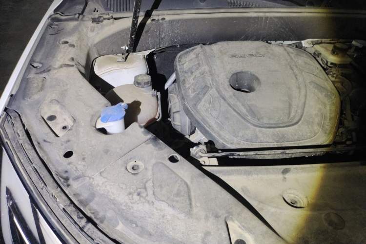 Used Geely Auto FX11 2023 2.0TD DCT Flagship Version Engine Bay Right
