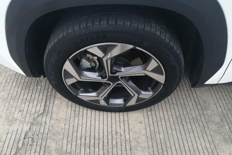 Used Geely Auto FX11 2023 1.5TD DCT Glory Edition Exterior 4