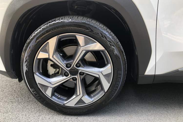 Used Geely Auto FX11 2023 1.5TD DCT Prestige Edition Exterior 5