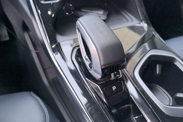 Used Geely Auto FX11 2023 1.5TD DCT Glory Edition Gear Lever